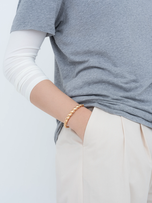 Beaches Small  Rose Gold Conch Shell Bangle View 3