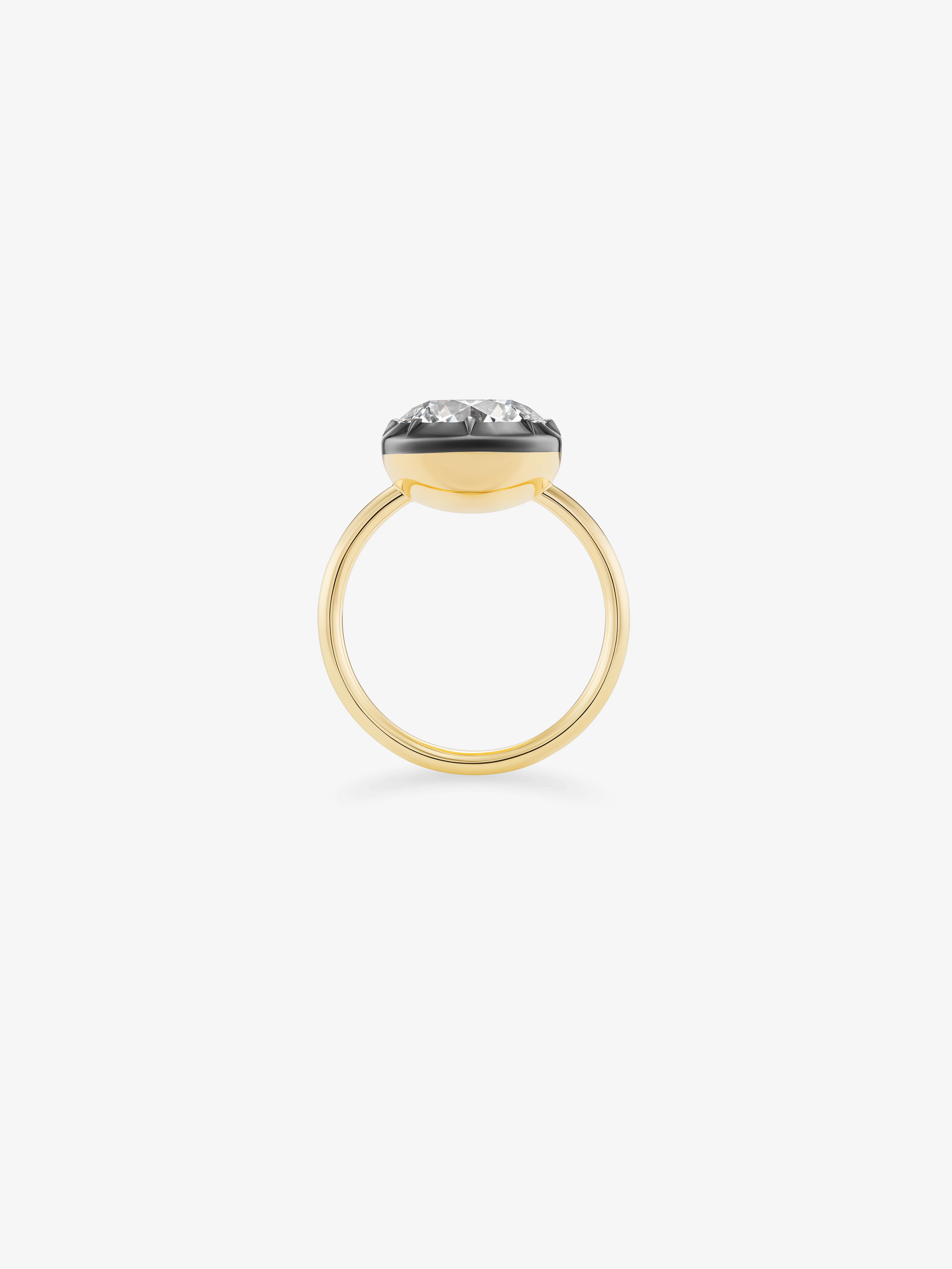4ct Diamond & Blackened Gold Button Back Ring View 3