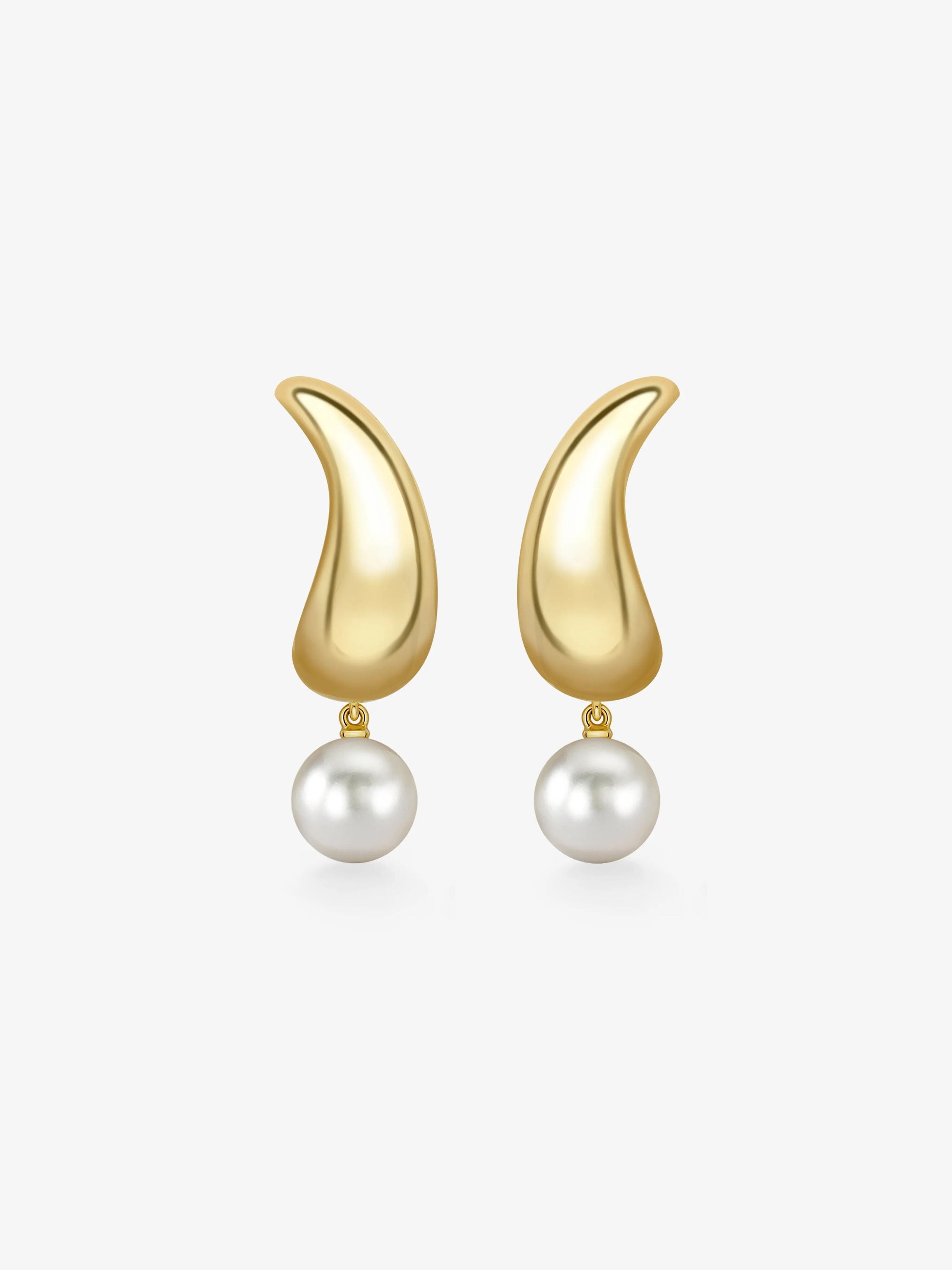 Rush Hour 'Til Late Yellow Gold Pearl Earrings View 1