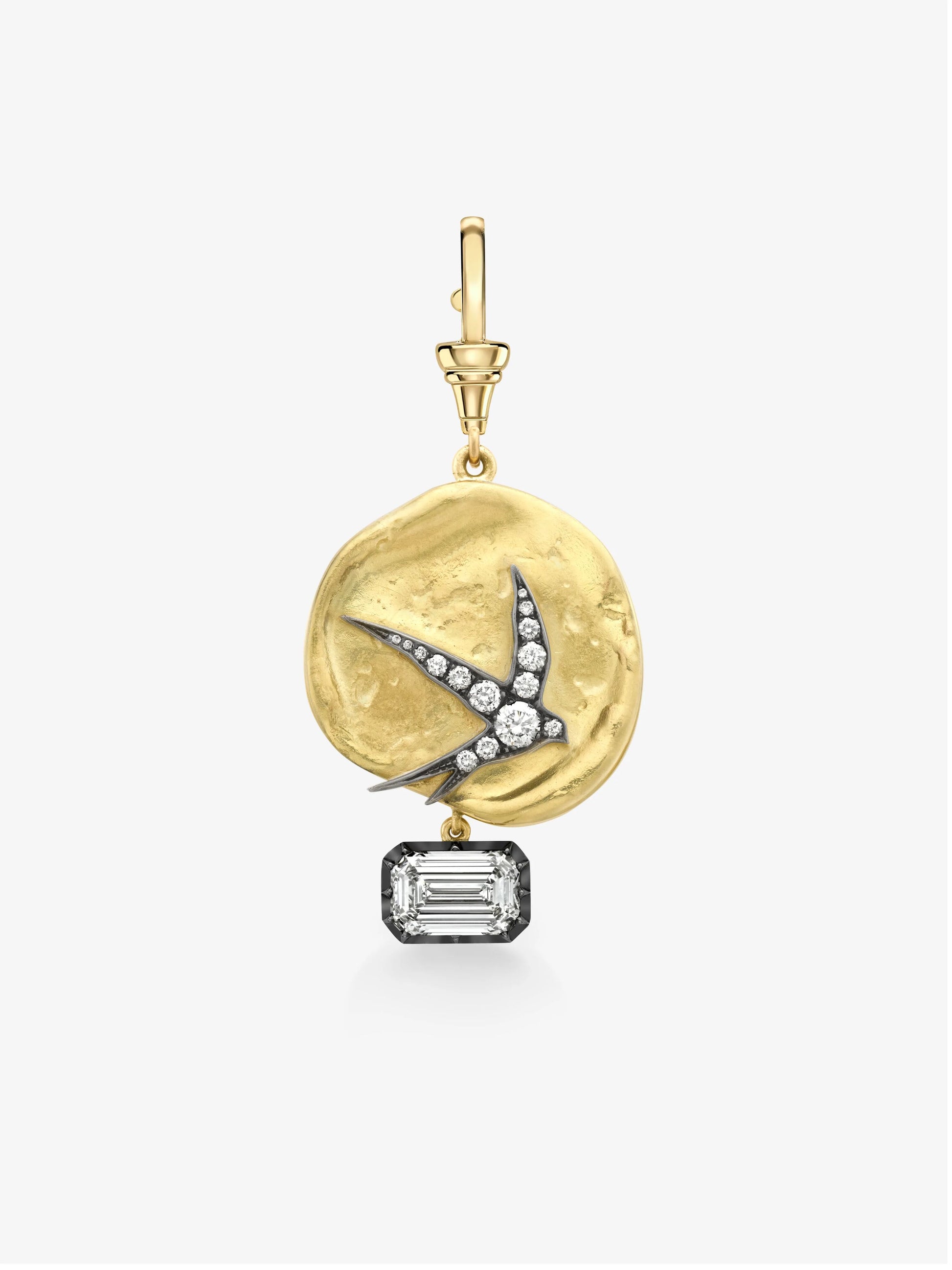 Medallions swallows and amazons pendant View 1